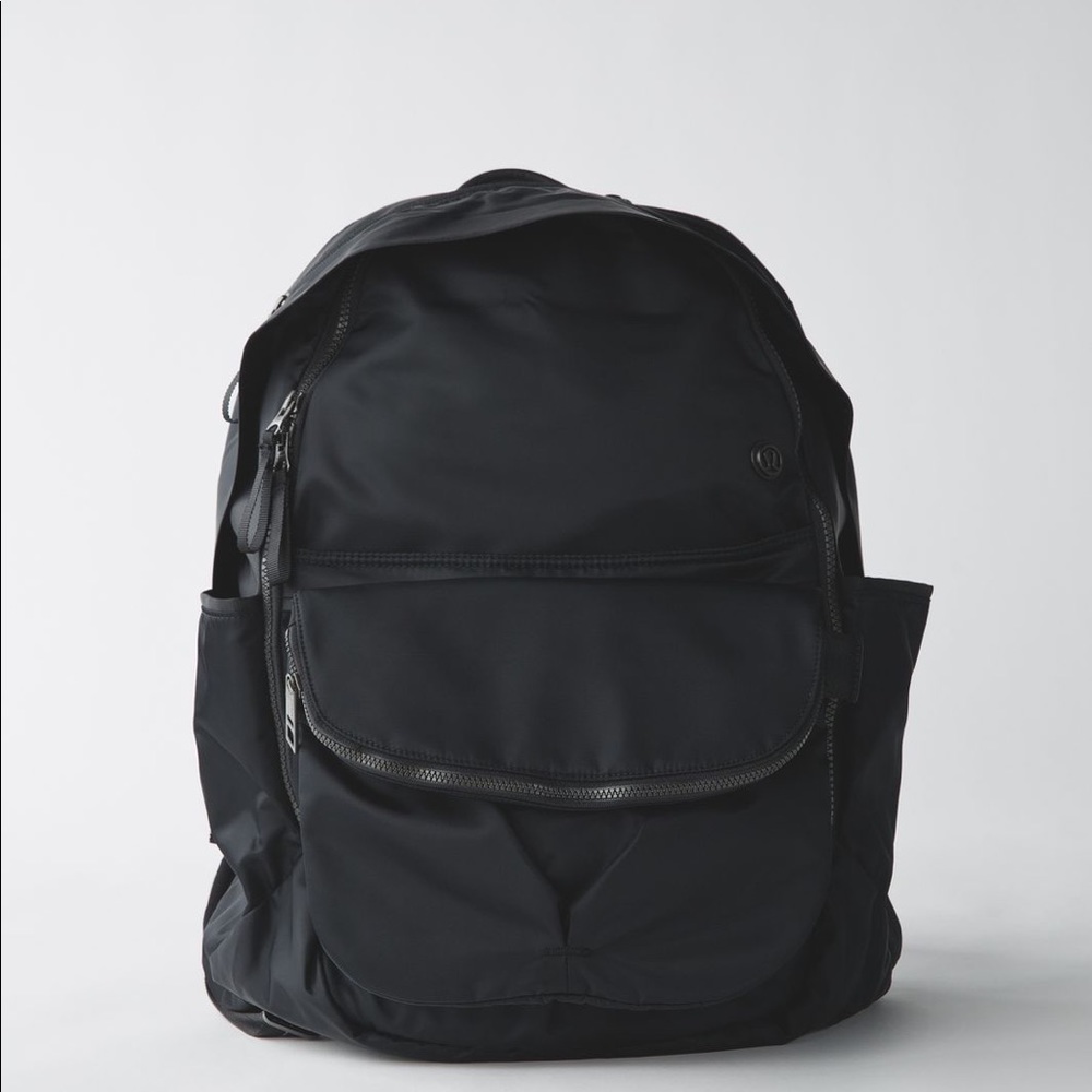 Lulu lemon all day woman’s back pack
